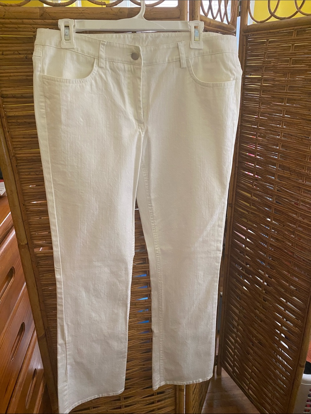 Jones Studio White Straight-Leg Jeans